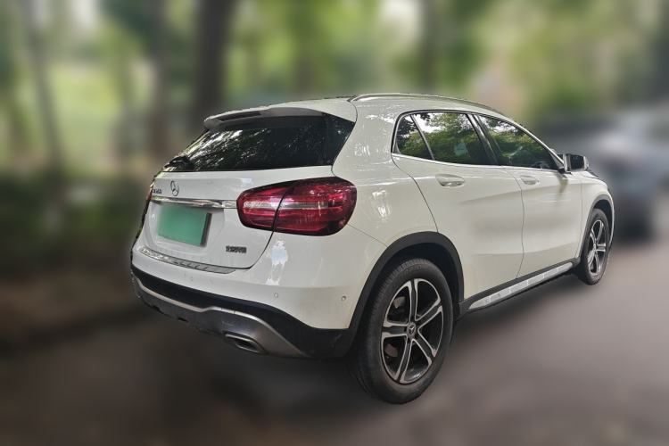 Used Mercedes-Benz GLA 2018 GLA 200 Fashion Model Rear Right 45 Deg