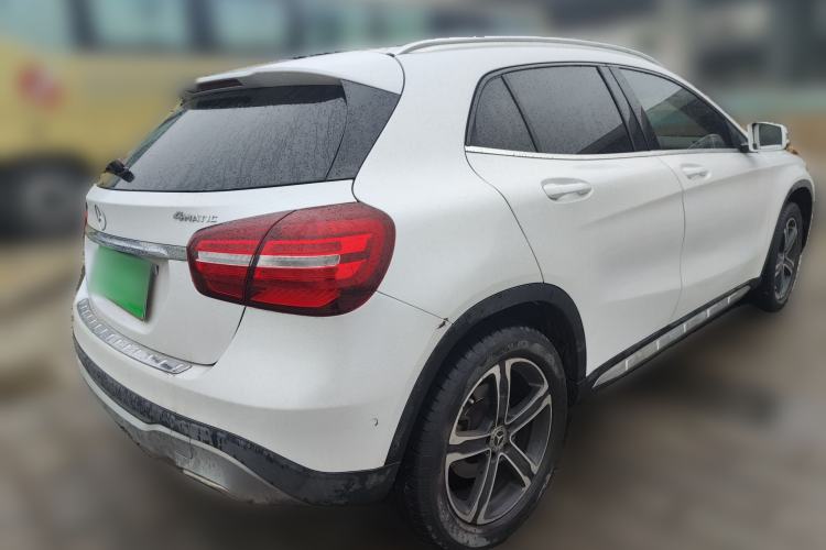 Used Mercedes-Benz GLA 2018 GLA 200 Fashion Model Rear Right 45 Deg