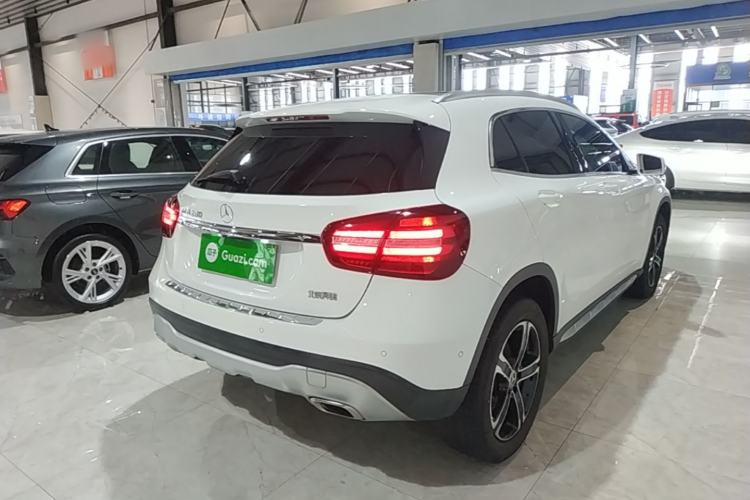 Used Mercedes-Benz GLA 2018 GLA 200 Fashion Model Rear Right 45 Deg