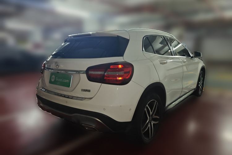 Used Mercedes-Benz GLA 2018 GLA 200 Fashion Model Rear Right 45 Deg