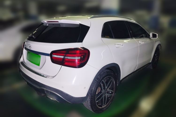 Used Mercedes-Benz GLA 2018 GLA 200 Fashion Model Rear Right 45 Deg