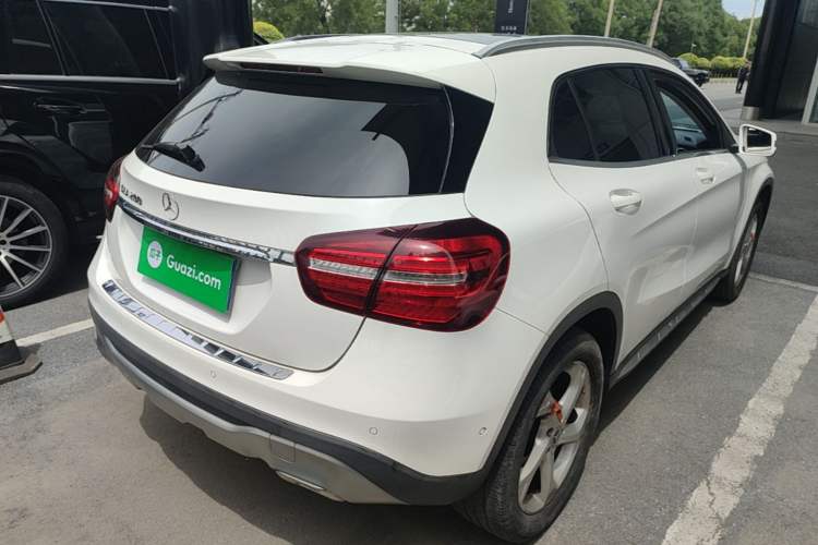 Used Mercedes-Benz GLA 2018 GLA 200 Sport Edition Rear Right 45 Deg