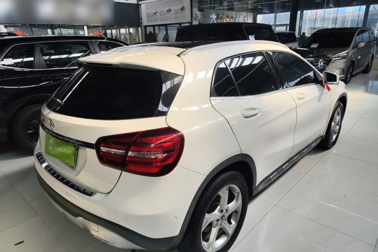 Used Mercedes-Benz GLA 2018 GLA 200 Sport Edition Rear Right 45 Deg