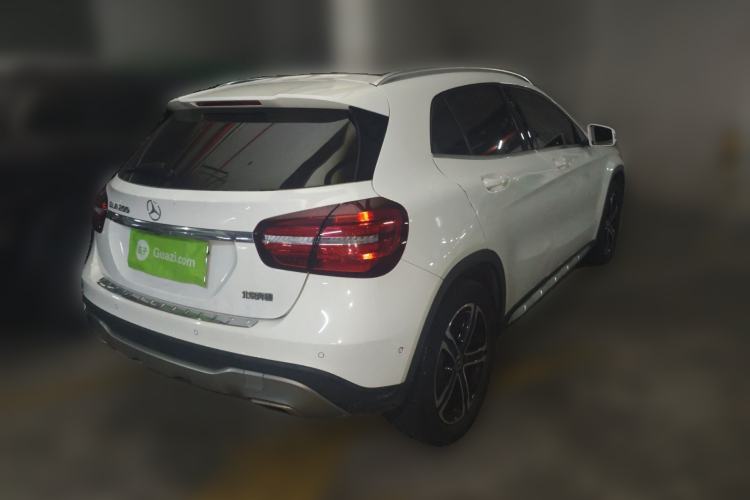 Used Mercedes-Benz GLA 2018 GLA 200 Fashion Model Rear Right 45 Deg