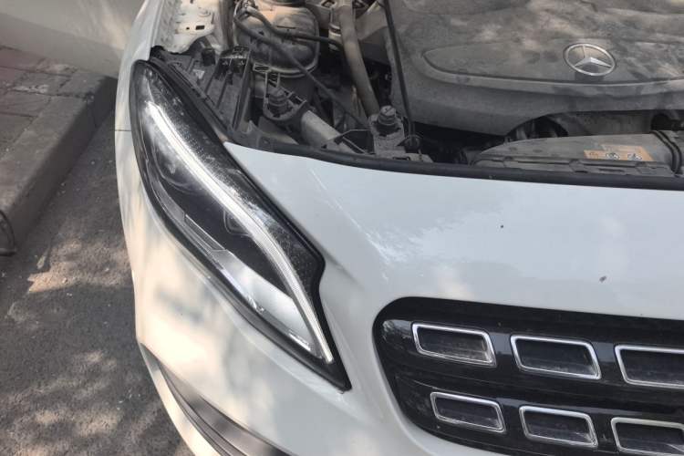 Used Mercedes-Benz GLA 2018 GLA 200 Polar Limited Edition Right Front Headlight