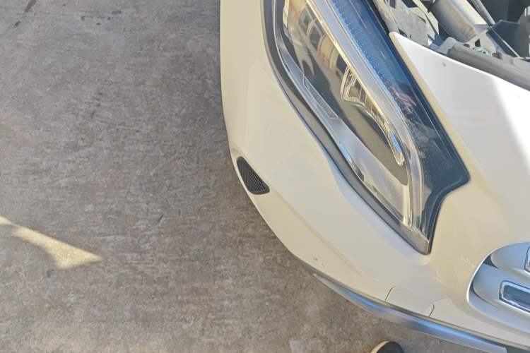 Used Mercedes-Benz GLA 2018 GLA 200 Fashion Model Right Front Headlight