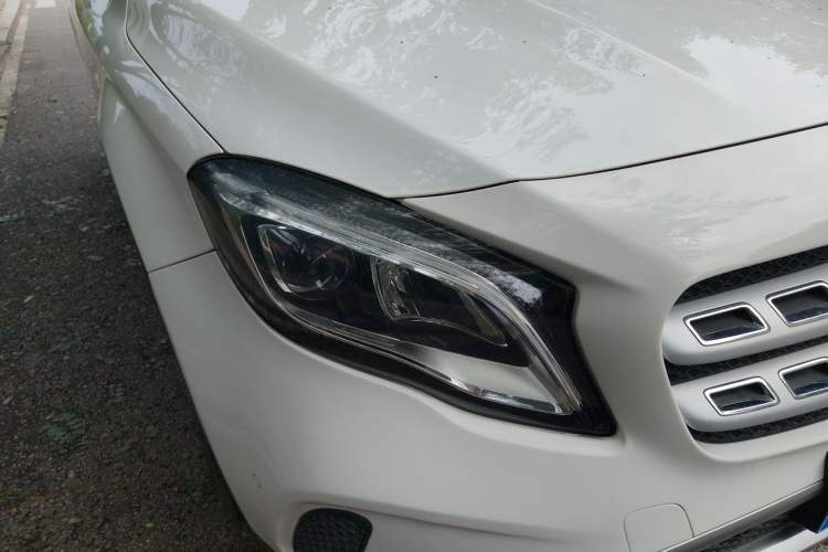 Used Mercedes-Benz GLA 2018 GLA 200 Fashion Model Right Front Headlight