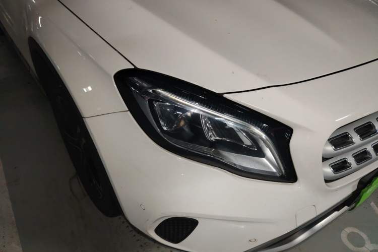 Used Mercedes-Benz GLA 2018 GLA 200 Fashion Model Right Front Headlight