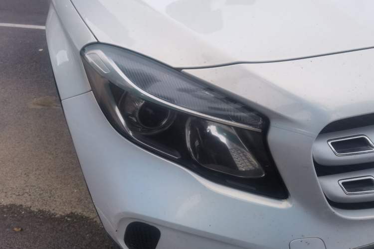 Used Mercedes-Benz GLA 2018 GLA 200 Sport Edition Right Front Headlight