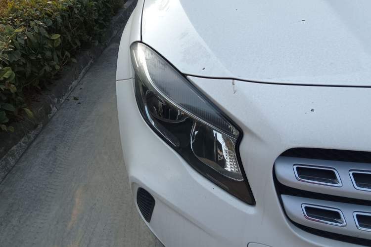 Used Mercedes-Benz GLA 2018 GLA 200 Sport Edition Right Front Headlight