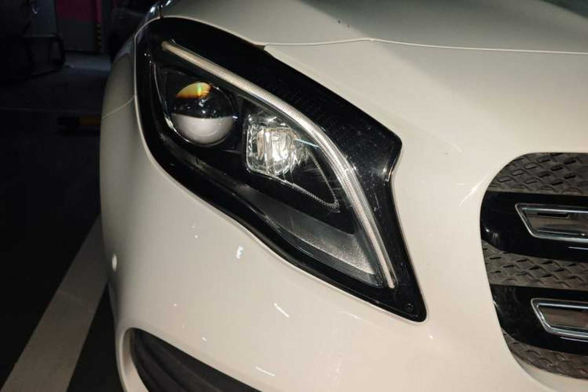 Used Mercedes-Benz GLA 2018 GLA 220 4MATIC Sport Edition Right Front Headlight