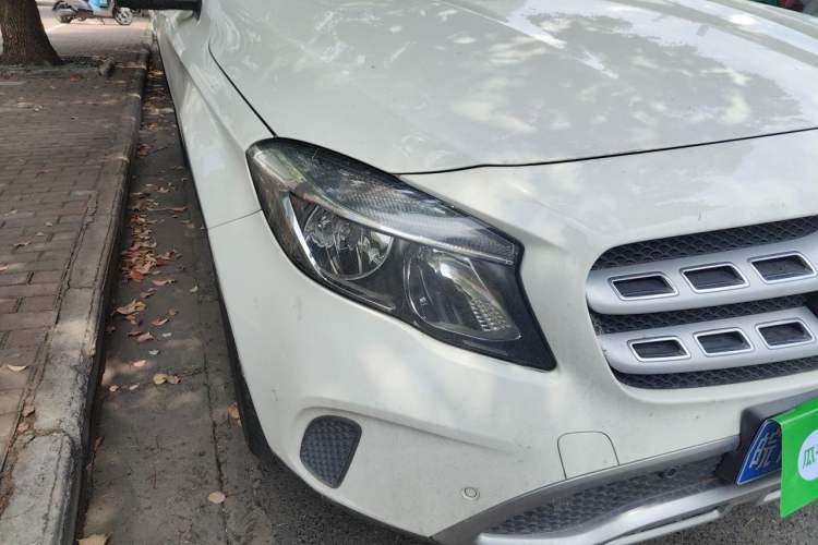 Used Mercedes-Benz GLA 2018 GLA 200 Sport Edition Right Front Headlight