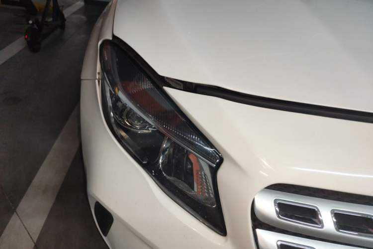 Used Mercedes-Benz GLA 2018 GLA 200 Sport Edition Right Front Headlight