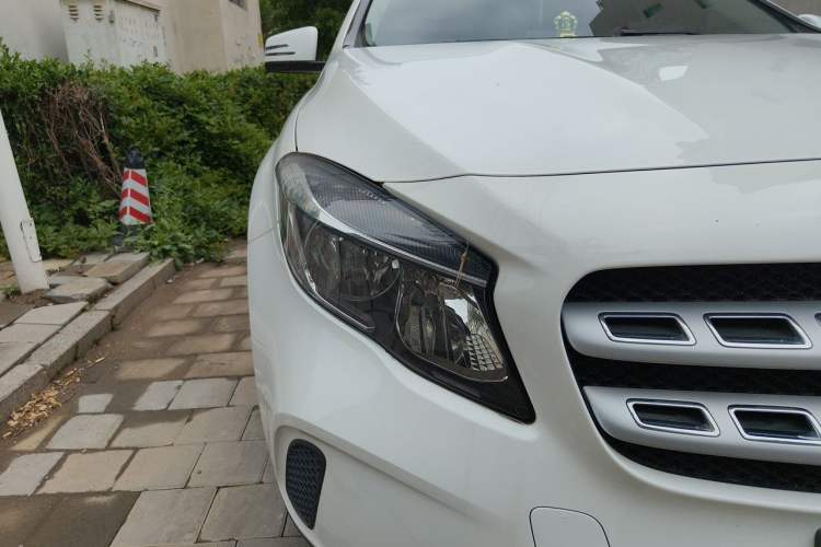 Used Mercedes-Benz GLA 2018 GLA 200 Sport Edition Right Front Headlight