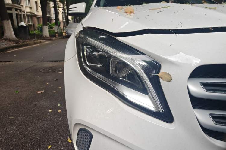 Used Mercedes-Benz GLA 2018 GLA 200 Fashion Model Right Front Headlight