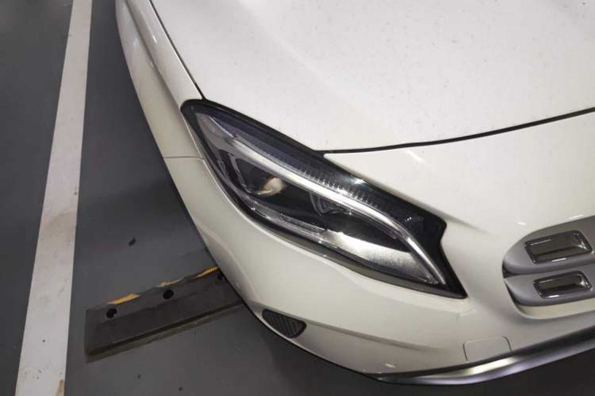 Used Mercedes-Benz GLA 2018 GLA 200 Fashion Model Right Front Headlight