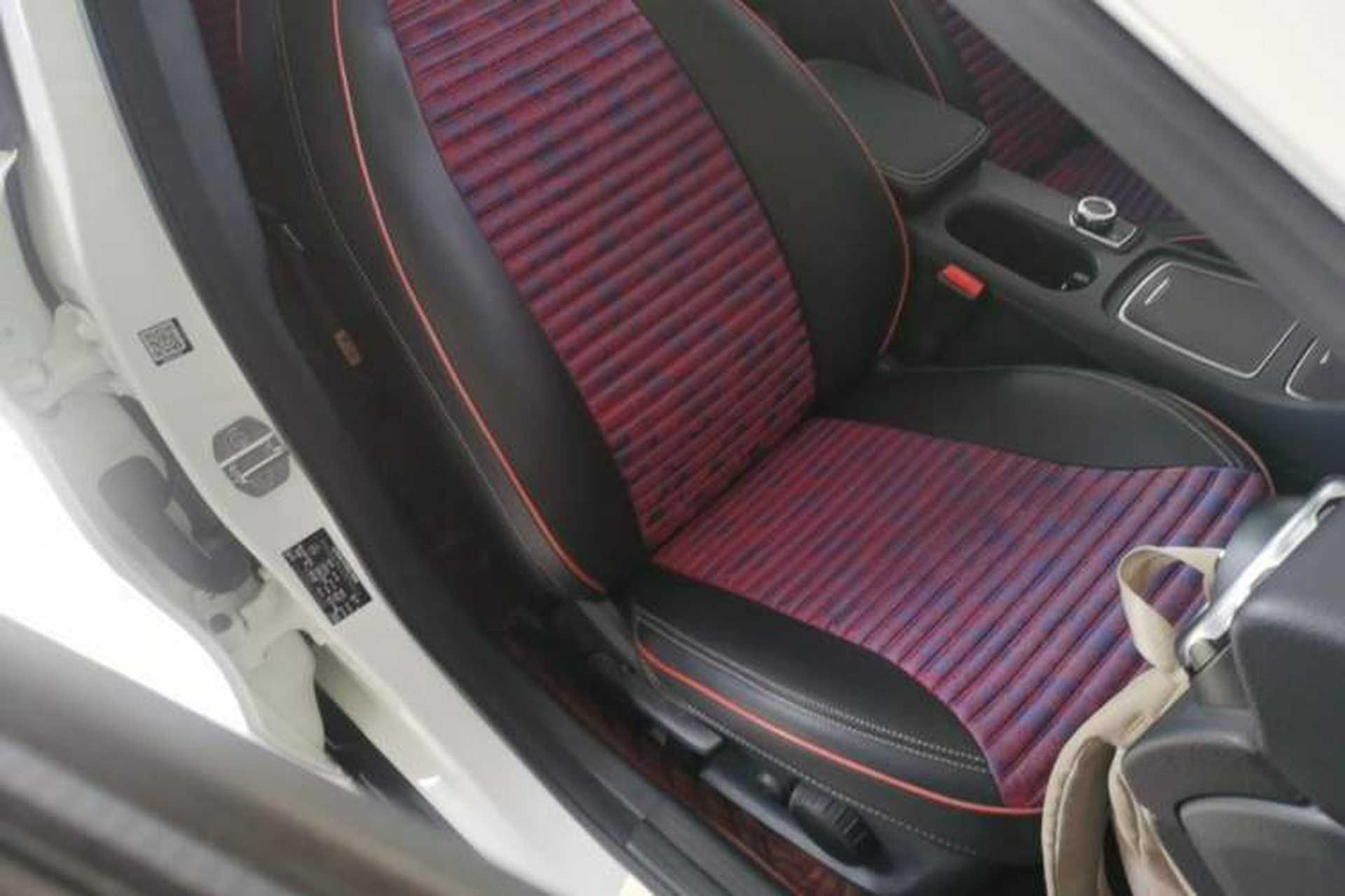 Used Mercedes-Benz GLA 2018 GLA 200 Sport Edition Right Front Seat