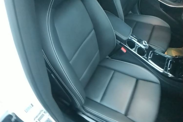 Used Mercedes-Benz GLA 2018 GLA 200 Fashion Model Right Front Seat