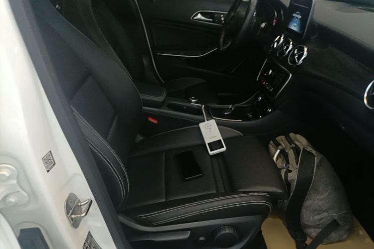 Used Mercedes-Benz GLA 2018 GLA 200 Fashion Model Right Front Seat