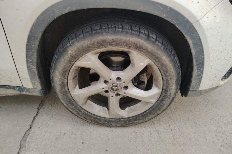 Used Mercedes-Benz GLA 2018 GLA 200 Sport Edition Right Front Wheel Hub