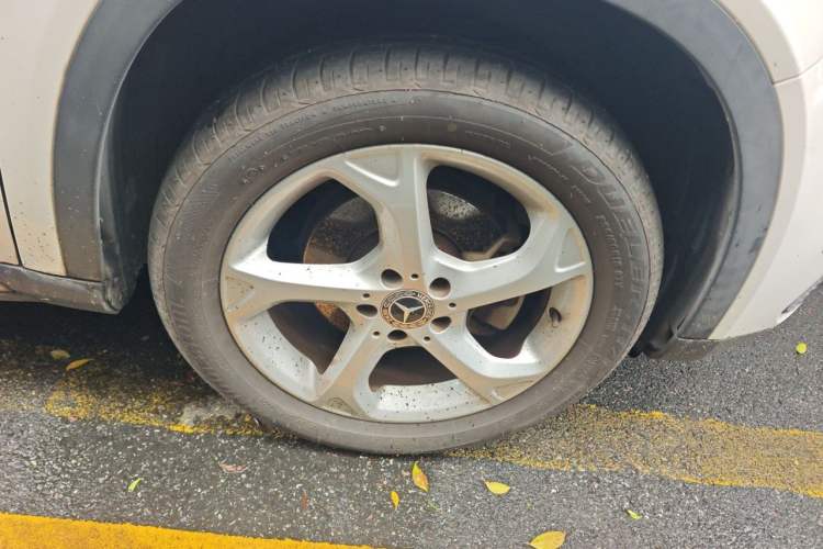 Used Mercedes-Benz GLA 2018 GLA 200 Sport Edition Right Front Wheel Hub
