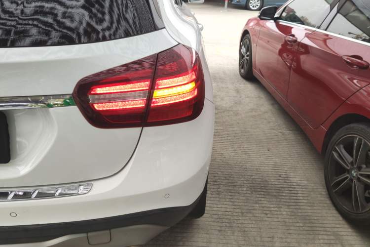 Used Mercedes-Benz GLA 2018 GLA 200 Sport Edition Right Rear Taillight