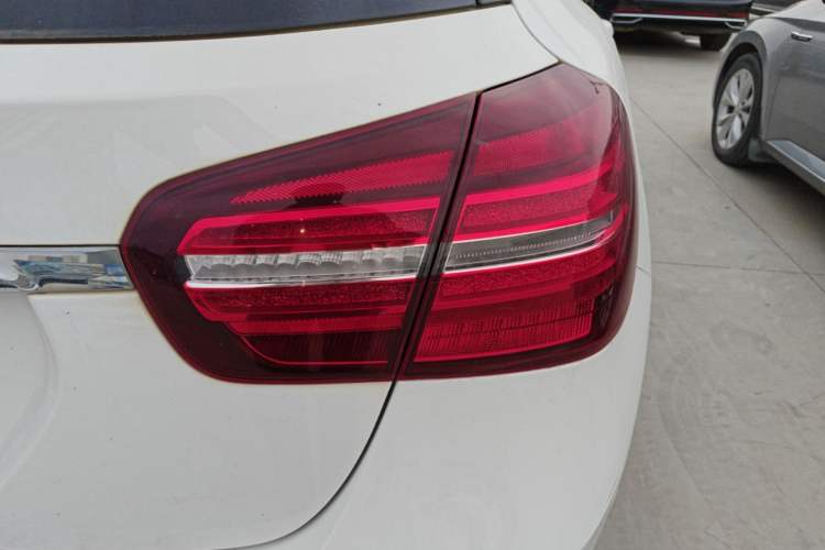 Used Mercedes-Benz GLA 2018 GLA 200 Fashion Model Right Rear Taillight