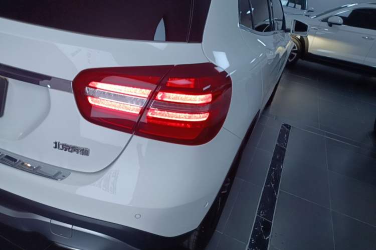 Used Mercedes-Benz GLA 2018 GLA 200 Fashion Model Right Rear Taillight