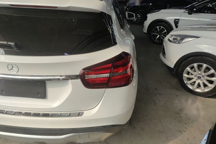Used Mercedes-Benz GLA 2018 GLA 200 Fashion Model Right Rear Taillight