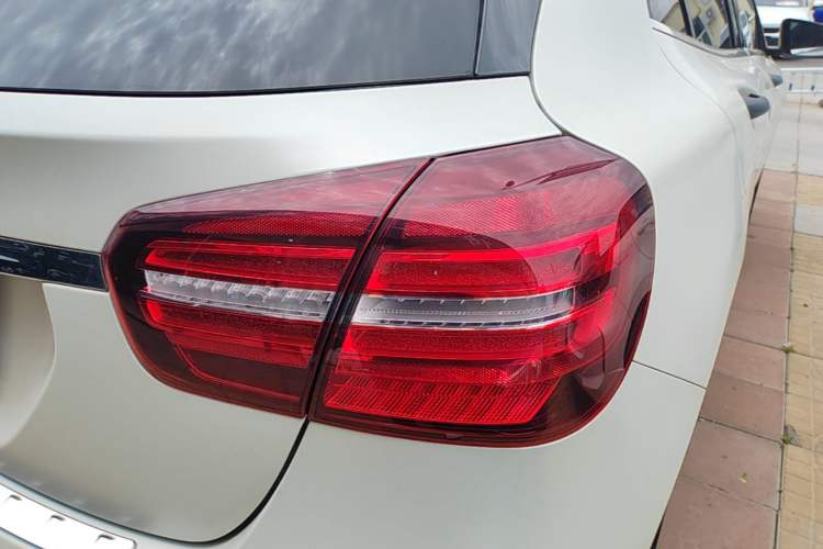 Used Mercedes-Benz GLA 2018 GLA 200 Sport Edition Right Rear Taillight
