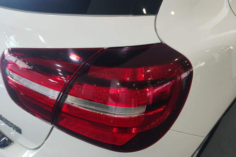 Used Mercedes-Benz GLA 2018 GLA 200 Sport Edition Right Rear Taillight