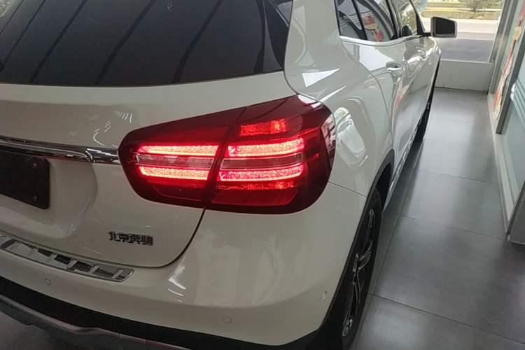 Used Mercedes-Benz GLA 2018 GLA 200 Fashion Model Right Rear Taillight