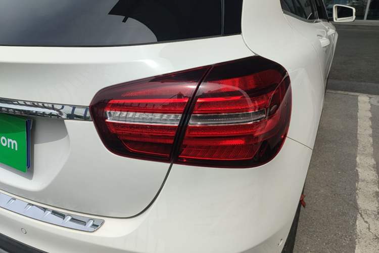 Used Mercedes-Benz GLA 2018 GLA 200 Sport Edition Right Rear Taillight