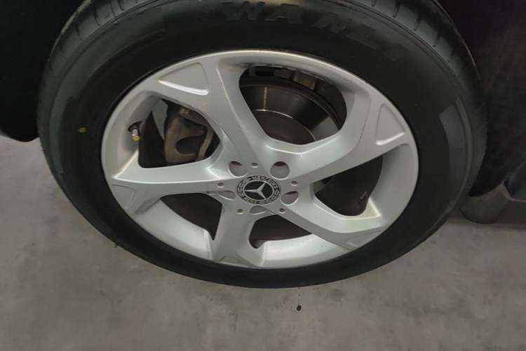 Used Mercedes-Benz GLA 2018 GLA 200 Sport Edition Right Rear Wheel Hub