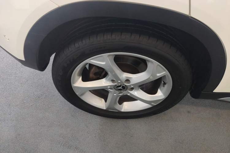 Used Mercedes-Benz GLA 2018 GLA 200 Sport Edition Right Rear Wheel Hub