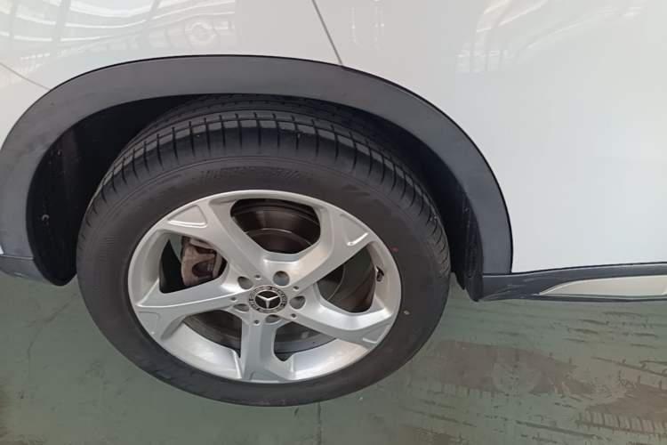 Used Mercedes-Benz GLA 2018 GLA 200 Sport Edition Right Rear Wheel Hub