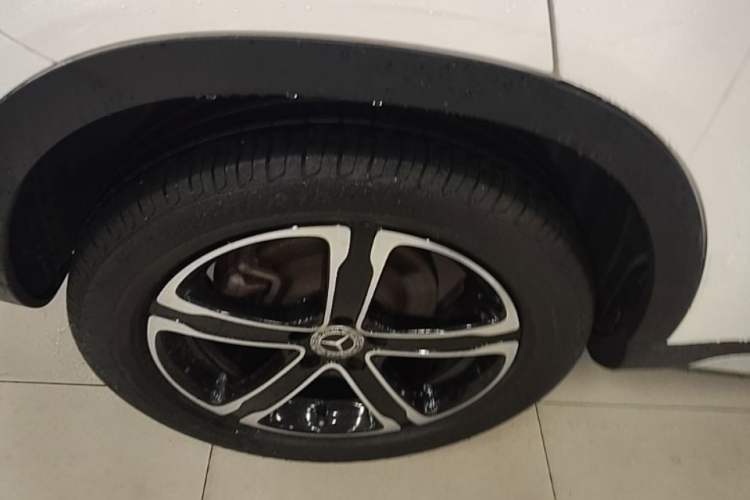 Used Mercedes-Benz GLA 2018 GLA 200 Fashion Model Right Rear Wheel Hub