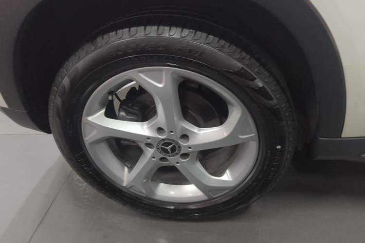 Used Mercedes-Benz GLA 2018 GLA 200 Sport Edition Right Rear Wheel Hub