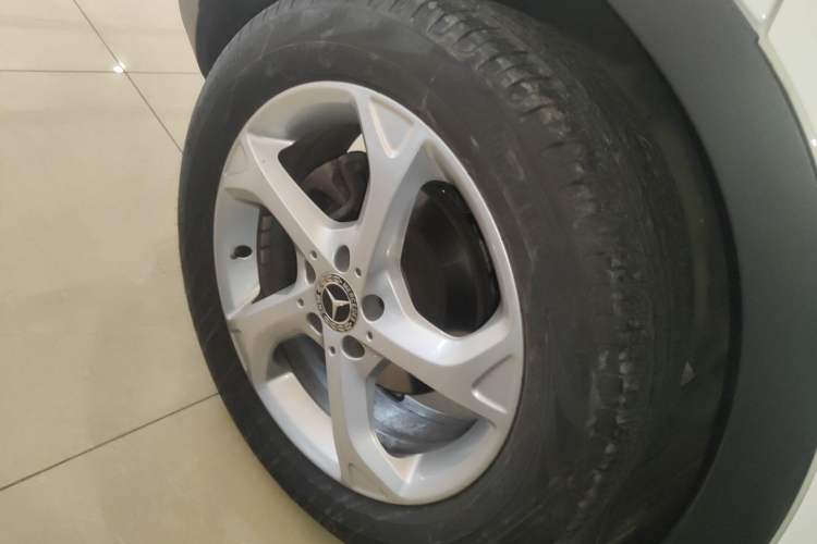 Used Mercedes-Benz GLA 2018 GLA 200 Sport Edition Right Rear Wheel Hub