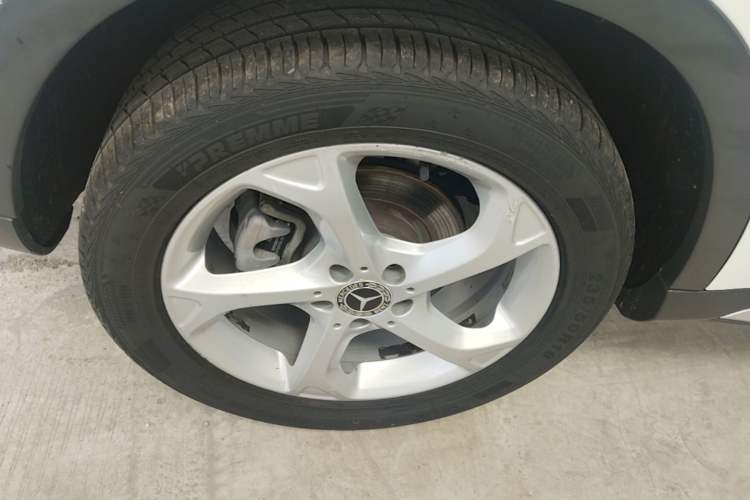 Used Mercedes-Benz GLA 2018 GLA 200 Sport Edition Right Rear Wheel Hub
