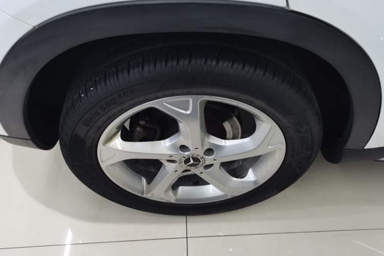Used Mercedes-Benz GLA 2018 GLA 200 Sport Edition Right Rear Wheel Hub
