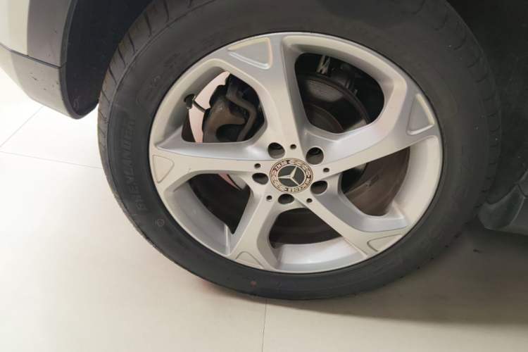 Used Mercedes-Benz GLA 2018 GLA 200 Sport Edition Right Rear Wheel Hub