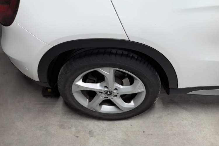Used Mercedes-Benz GLA 2018 GLA 200 Sport Edition Right Rear Wheel Hub
