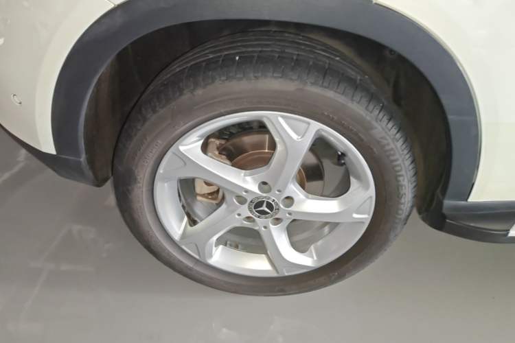 Used Mercedes-Benz GLA 2018 GLA 200 Sport Edition Right Rear Wheel Hub