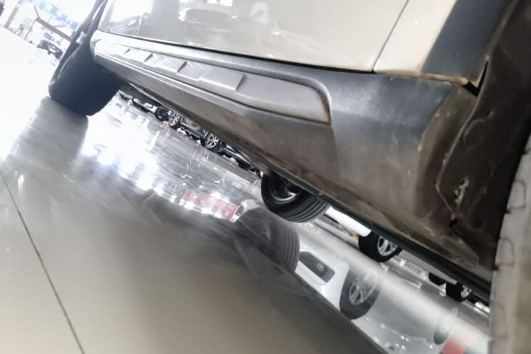 Used Mercedes-Benz GLA 2018 GLA 200 Fashion Model Right Side Sill