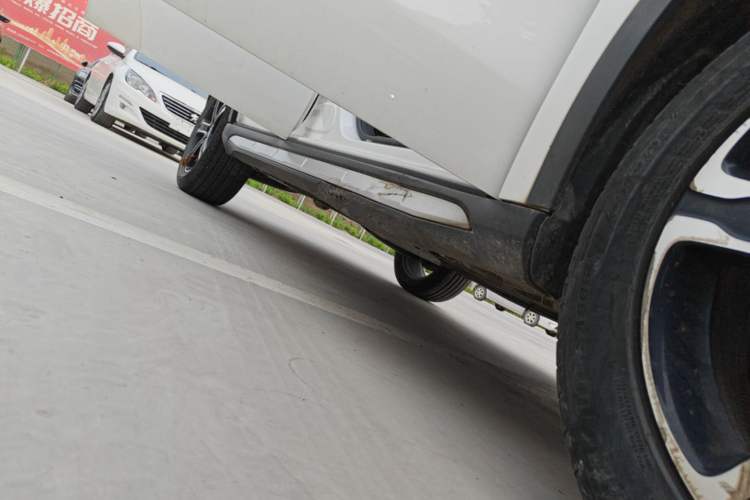 Used Mercedes-Benz GLA 2018 GLA 200 Fashion Model Right Side Sill