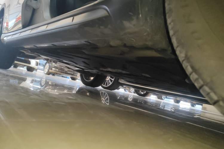 Used Mercedes-Benz GLA 2018 GLA 200 Sport Edition Right Side Sill