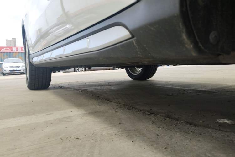Used Mercedes-Benz GLA 2018 GLA 200 Sport Edition Right Side Sill