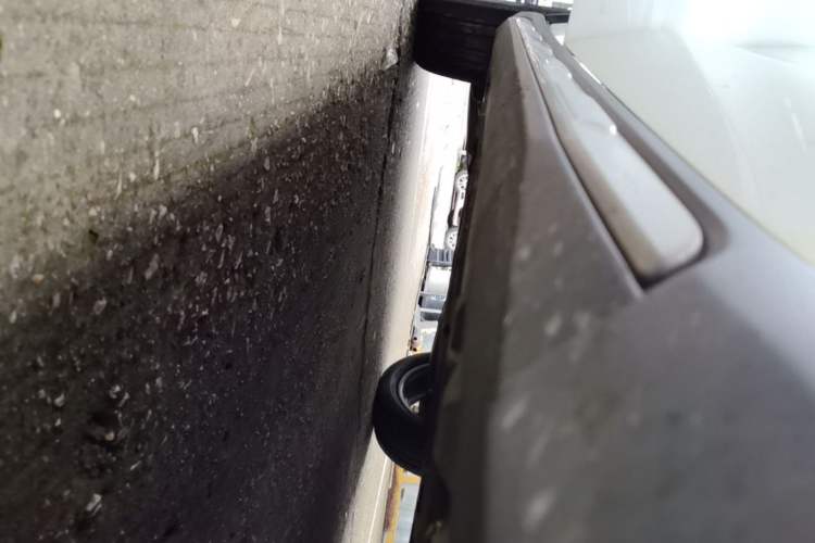Used Mercedes-Benz GLA 2018 GLA 200 Fashion Model Right Side Sill