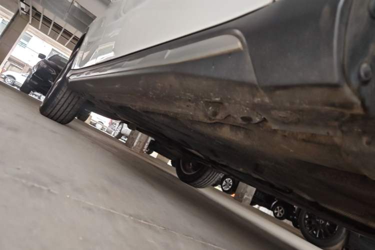 Used Mercedes-Benz GLA 2018 GLA 200 Sport Edition Right Side Sill